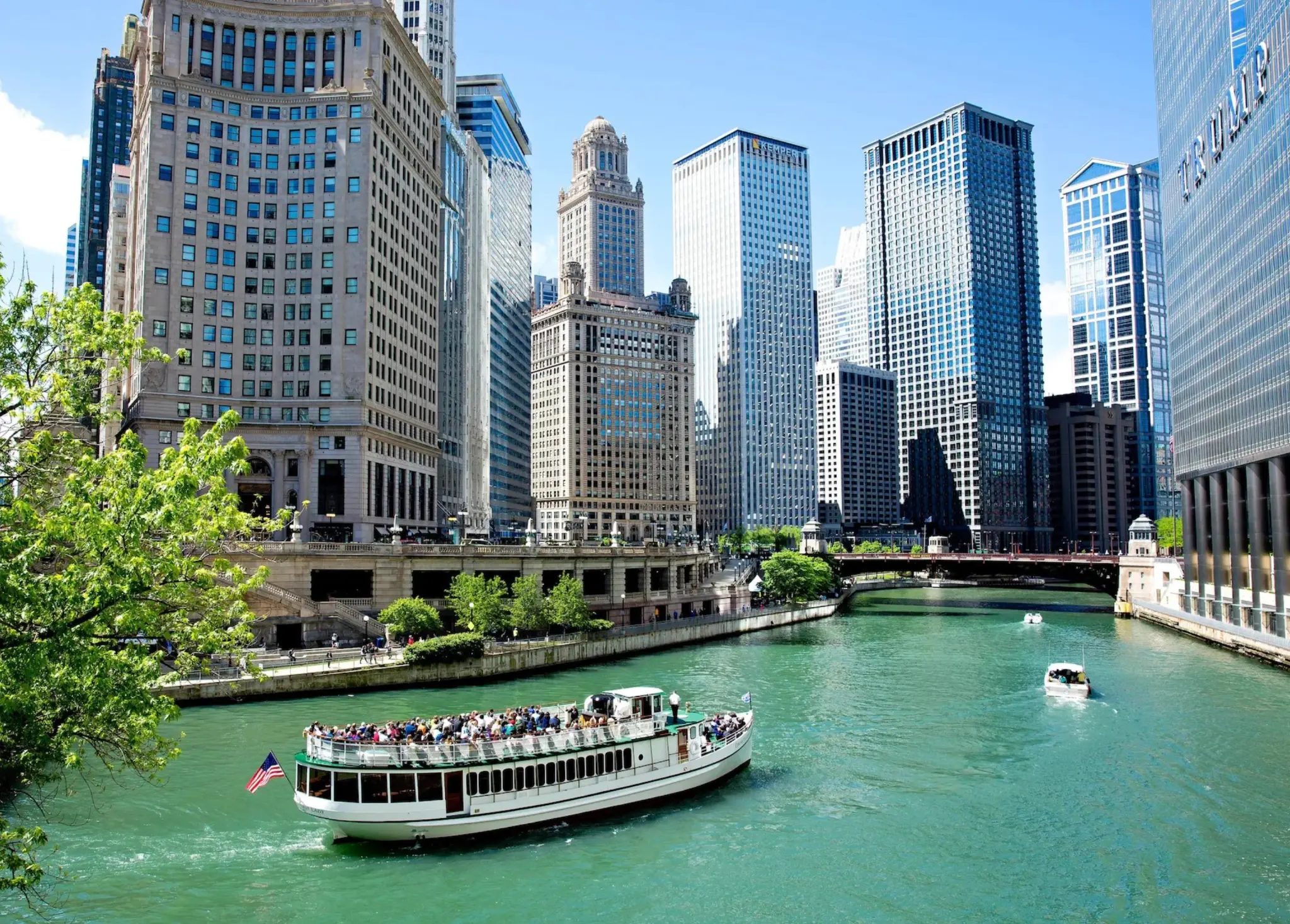 The Chicago River and downtown skyline